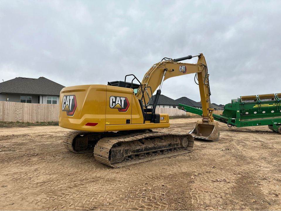 CAT 320 excavator